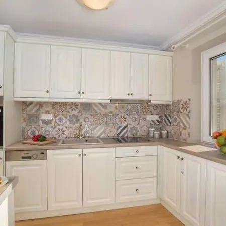 Alexandras Downtown Penthouse דירה Corfu (city)