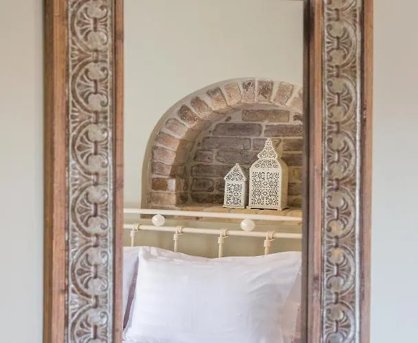 Alexandras Downtown Penthouse Corfu (city)