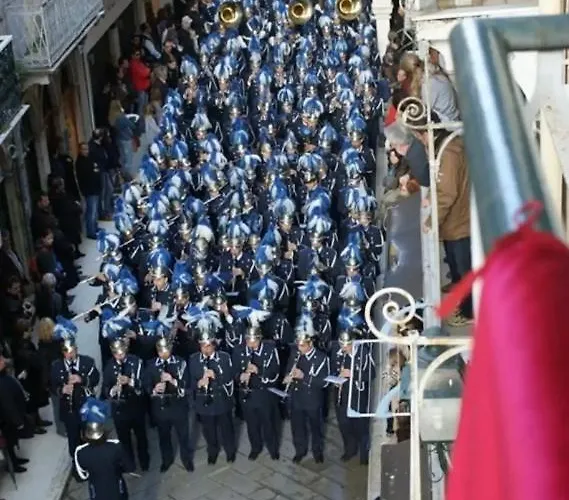 Alexandras Downtown Penthouse * Corfu (city)